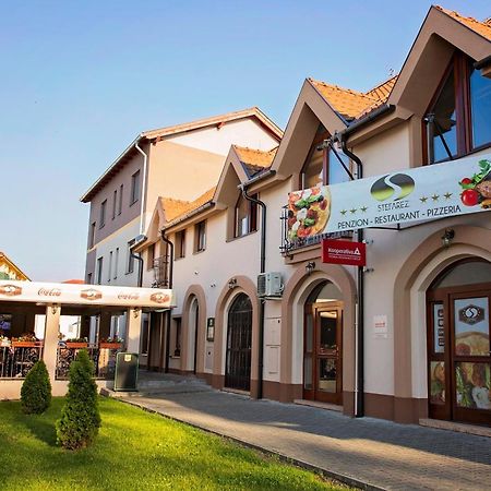 Penzión Stefarez New Veľký Meder Exterior foto